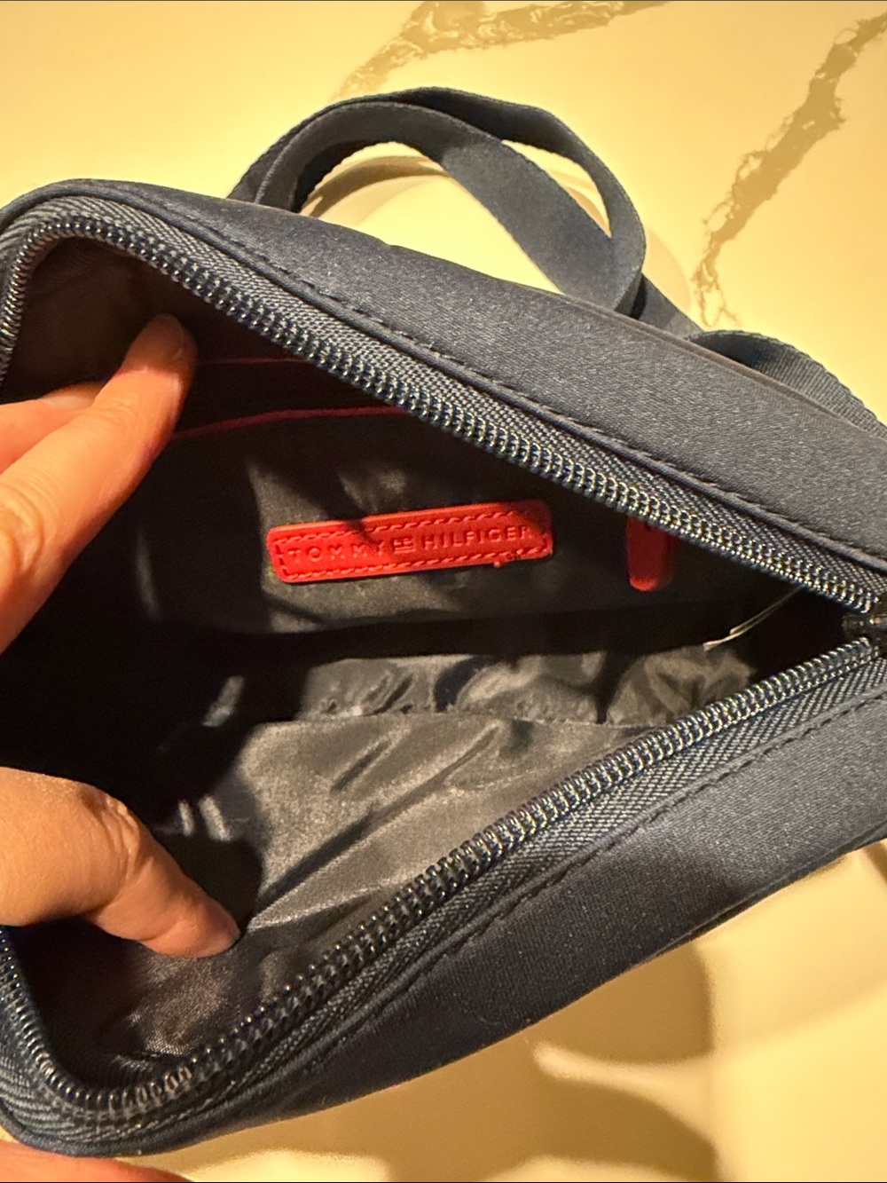 Tommy Hilfiger navy Crossbody - Picture 4 of 8
